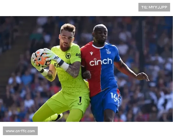 马特塔反击中展锋芒 拼抢凶狠搅乱对手防线