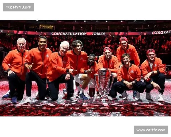 拉沃尔杯伦敦举行，欧洲队与世界队传奇选手上演表演赛