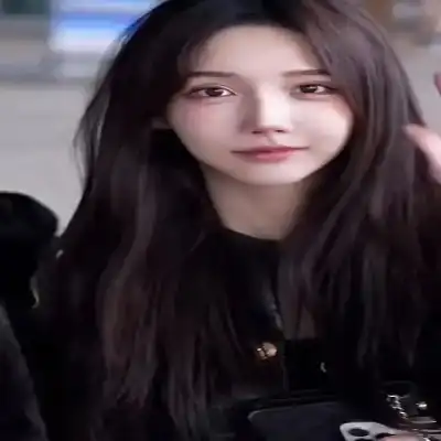纪苑辰